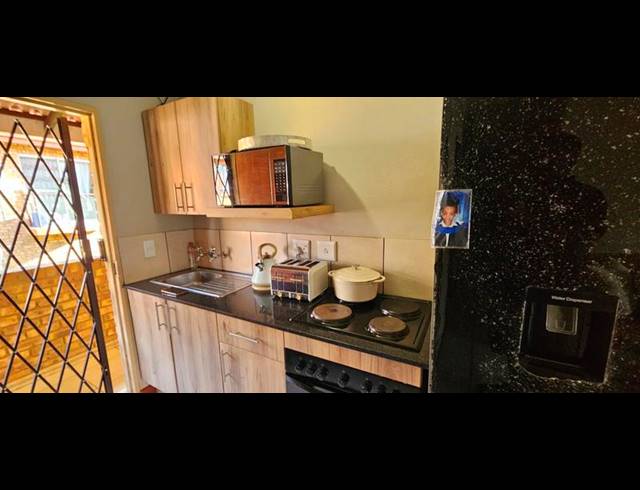 2 BEDROOM APARTMENT FOR SALE IN LOTUS GARDENS